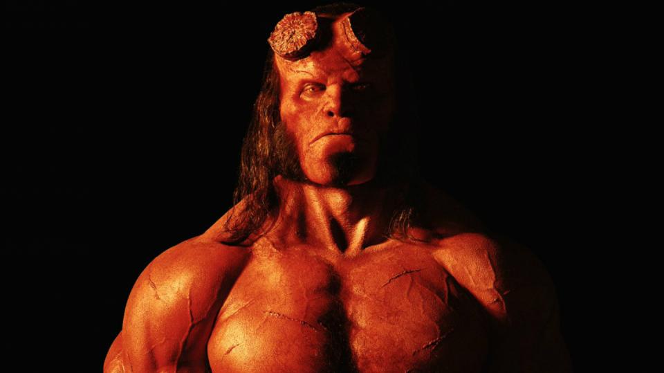 Takhle bude vypadat nový Hellboy s tváří Davida Harboura